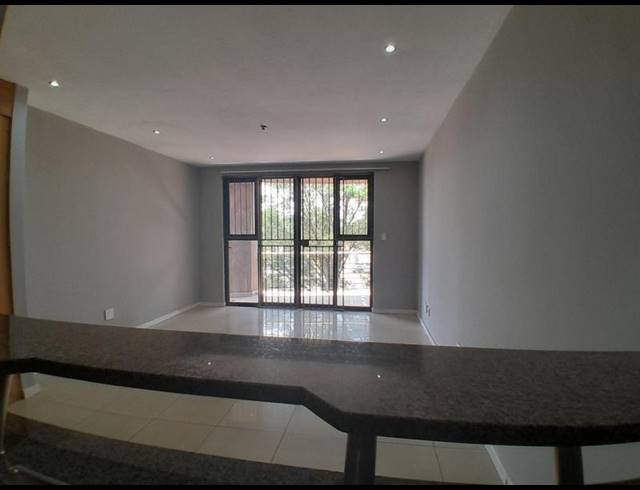 2 BEDROOM APARTMENT FOR SALE IN ROOIHUISKRAAL NORTH